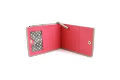 Genuine Leather purse with contrast panel and piping stripe detailing. RFID Stone & Rose